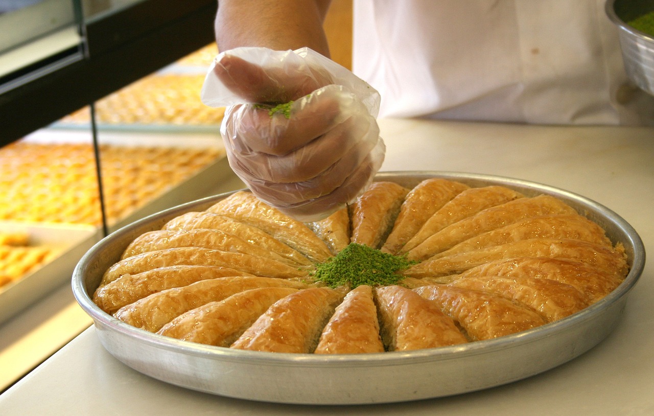 How to Make Authentic Turkish Baklava